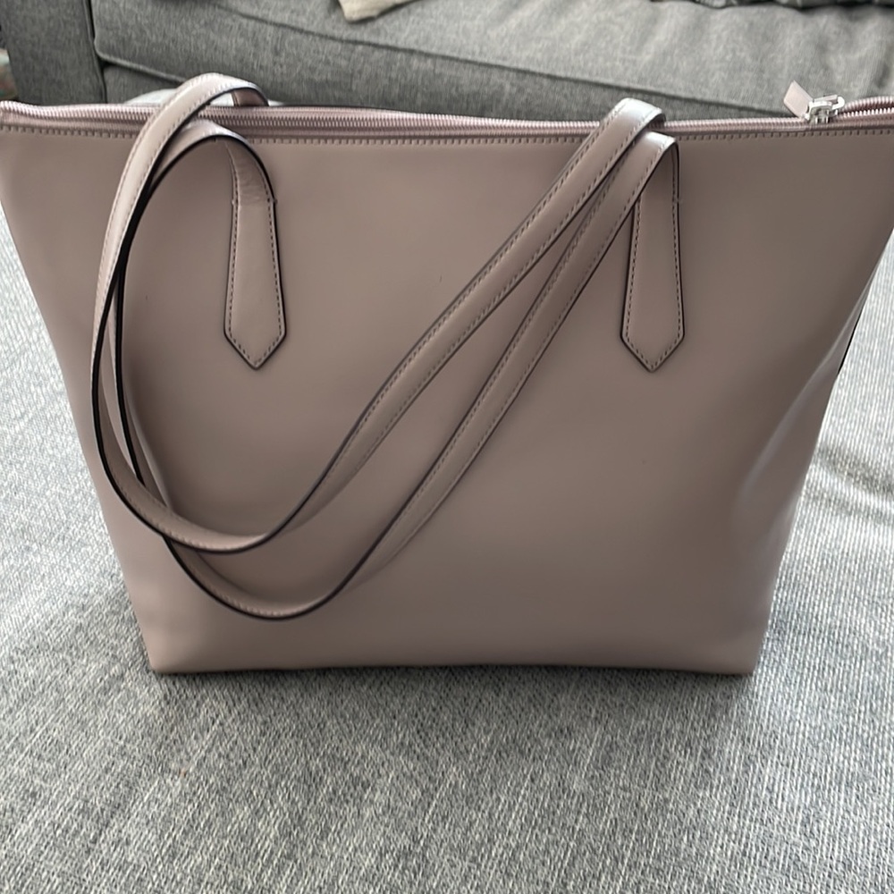 Kate Spade tote - Picture 3 of 9